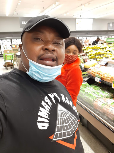 Grocery Store «Giant Food», reviews and photos, 10480 Campus Way S, Kettering, MD 20774, USA