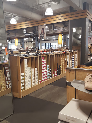 Shoe Store «DSW Designer Shoe Warehouse», reviews and photos, 8335 Westchester Dr, Dallas, TX 75225, USA