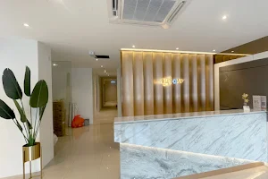 Aglow Clinic Subang (USJ) image