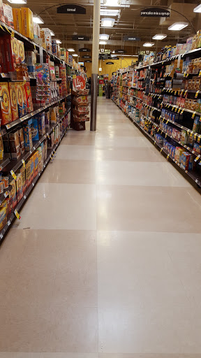 Grocery Store «Kroger», reviews and photos, 65 S Livernois Rd, Rochester Hills, MI 48307, USA