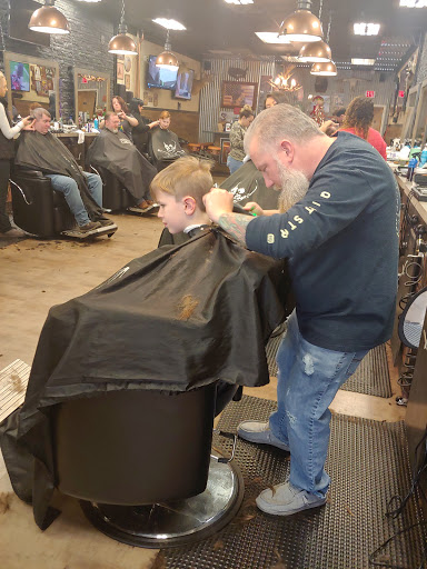 Barber Shop «All About Men Barber Shop», reviews and photos, 1700 Kingfisher Dr # 30, Frederick, MD 21701, USA