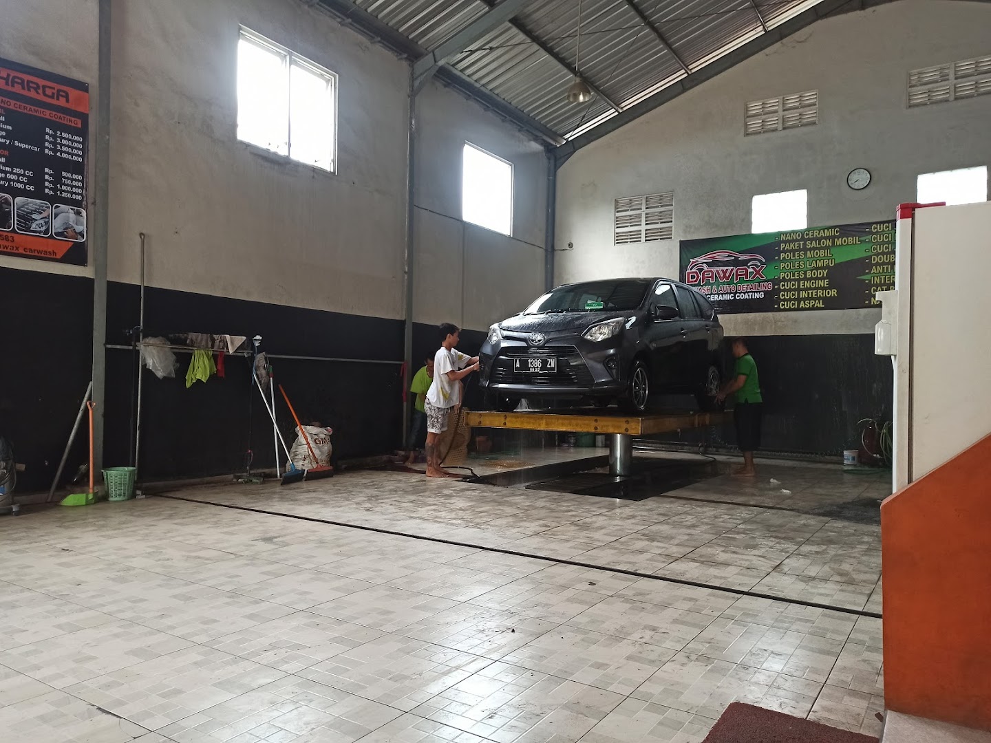 Gambar Mr. Dawax Autodetailing Tulungagung