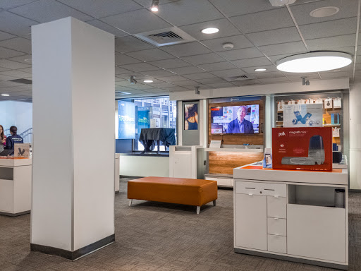 Cell Phone Store «AT&T», reviews and photos, 82 Wall St, New York, NY 10005, USA