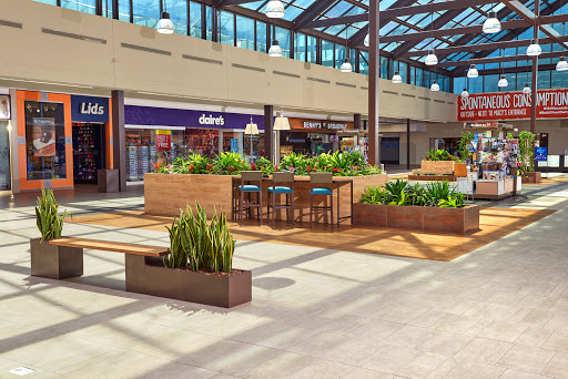 Shopping Mall «Broadway Mall», reviews and photos, 358 N Broadway, Hicksville, NY 11801, USA