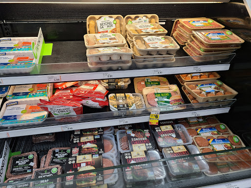 Supermarket «Meijer», reviews and photos, 1920 Pipestone Rd, Benton Harbor, MI 49022, USA