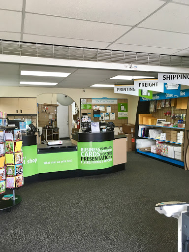 Shipping and Mailing Service «The UPS Store», reviews and photos, 249 Hwy 101, Solana Beach, CA 92075, USA