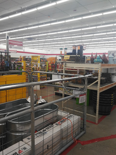 Home Improvement Store «Tractor Supply Co.», reviews and photos, 1424 W Main St Ext #1, Grove City, PA 16127, USA
