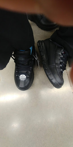 Shoe Store «SKECHERS Factory Outlet», reviews and photos, 100 S Central Expy #42, Richardson, TX 75080, USA