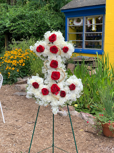 Florist «Country Cottage», reviews and photos, 795 Rappahannock Dr, White Stone, VA 22578, USA