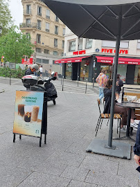 Atmosphère du Restaurant de hamburgers PNY PIGALLE à Paris - n°11
