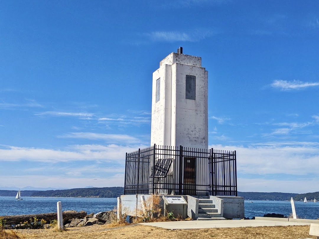 Browns Point Lighthouse Park