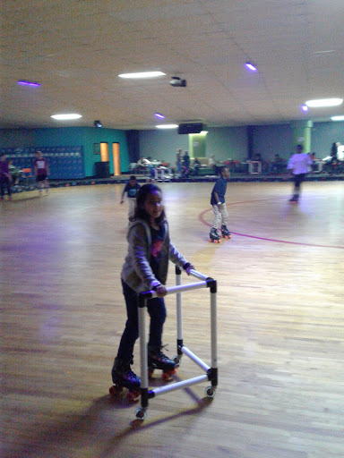 Roller Skating Rink «Bamboozles Skating & Event Center», reviews and photos, 2095 Andrea Ln, Fort Myers, FL 33912, USA