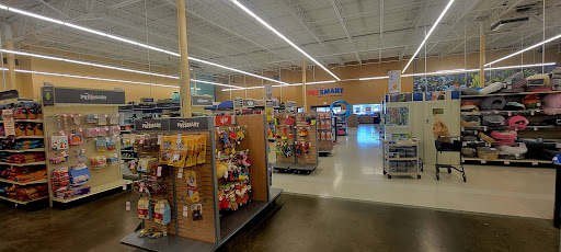 Pet Supply Store «PetSmart», reviews and photos, 36395 Euclid Ave, Willoughby, OH 44094, USA
