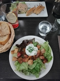 Salade César du Restaurant français Chez Grand-Mère à Lyon - n°7