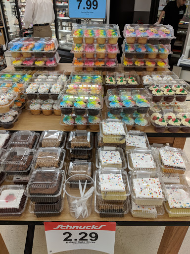 Grocery Store «Schnucks», reviews and photos, 200 N Vine St, Urbana, IL 61802, USA