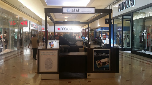 Cell Phone Store «AT&T», reviews and photos, 305 Gellert Blvd, Daly City, CA 94015, USA
