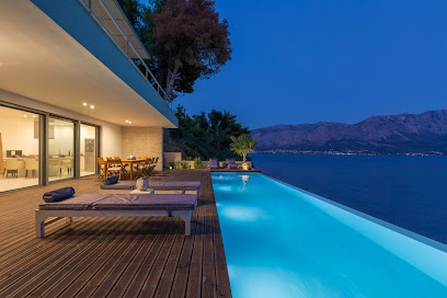 Elxis - At Home in Greece