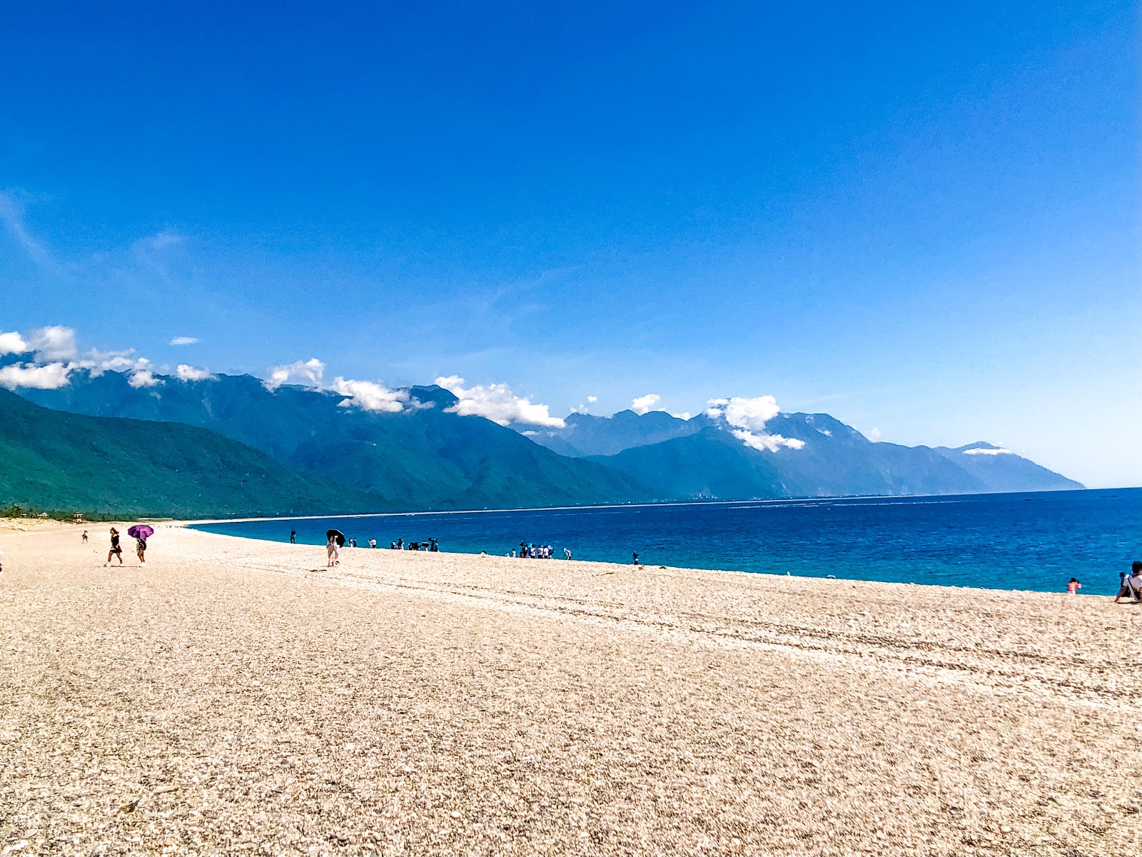 Fotografie cu Qixingtan Beach cu o suprafață de pietricel cenușiu