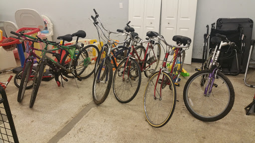 Thrift Store «Carolina Thrift», reviews and photos, 2821 Brentwood Rd, Raleigh, NC 27604, USA