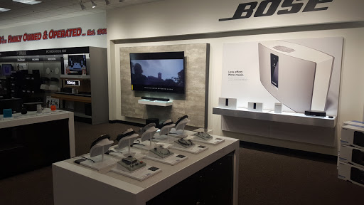 Appliance Store «P.C. Richard & Son», reviews and photos, 35-18 Steinway St, Astoria, NY 11101, USA