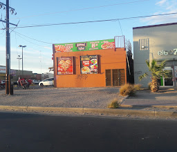 La culpa buffalo wings & en pizza photo