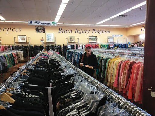 Thrift Store «Goodwill Palm City Store & Donation Center», reviews and photos, 3078 SW Martin Downs Blvd, Palm City, FL 34990, USA