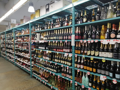 Liquor Store «East Windsor Bottle King», reviews and photos, 385 US-130, East Windsor, NJ 08520, USA