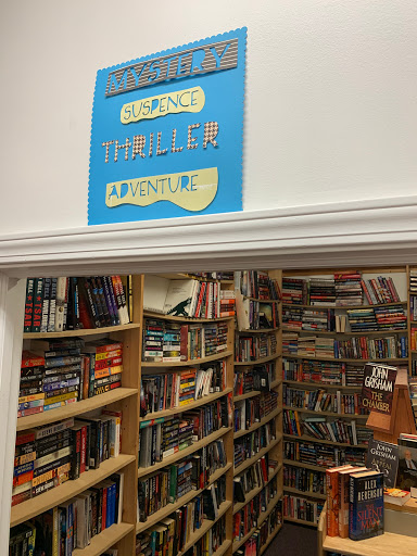 Used Book Store «R & B Used Books», reviews and photos, 12830 Saginaw Rd # F, Grand Blanc, MI 48439, USA