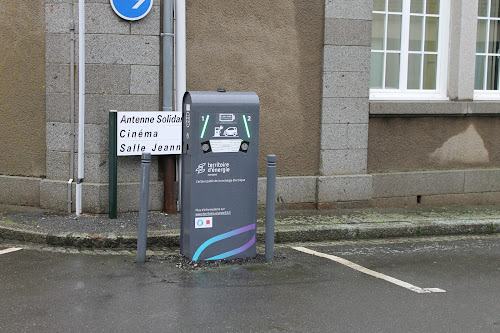 Borne de recharge de véhicules électriques TE Mayenne Charging Station Gorron