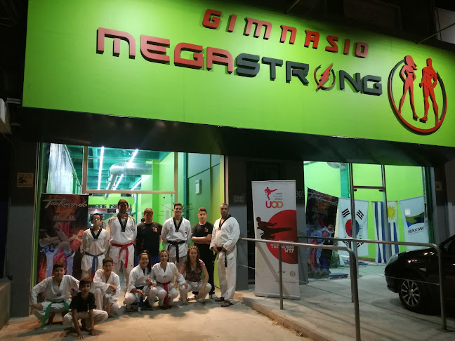 Gimnasio MegaStrong Fitness - Montevideo