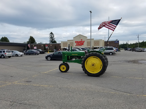 Grocery Store «Family Fare Supermarket», reviews and photos, 699 U.S. 2, St Ignace, MI 49781, USA