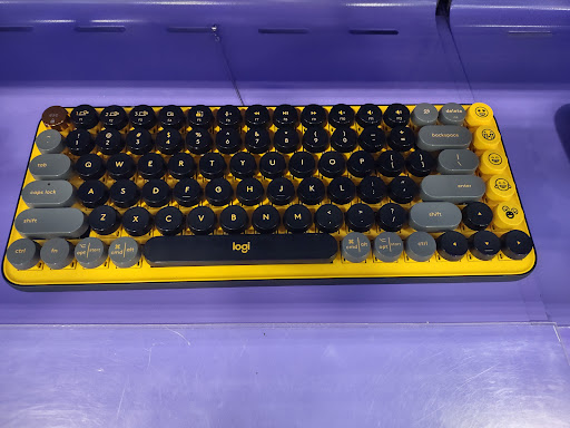 Electronics Store «Best Buy», reviews and photos, 869 N E Mall Blvd, Hurst, TX 76053, USA