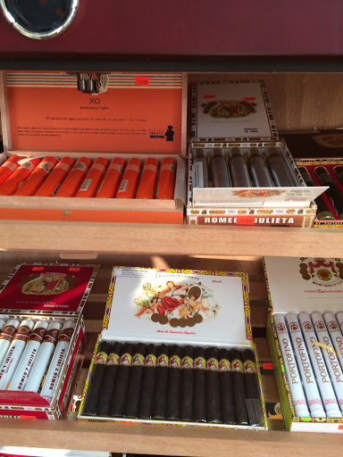 Tobacco Shop «J K Smoke Shop», reviews and photos, 3716 Saviers Rd, Oxnard, CA 93033, USA