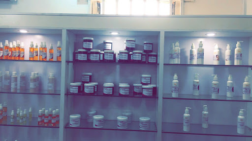 LamySkincare (Theglowshop), 34a Ajayi Rd, Ogba 300001, Lagos, Nigeria, Beauty Supply Store, state Lagos