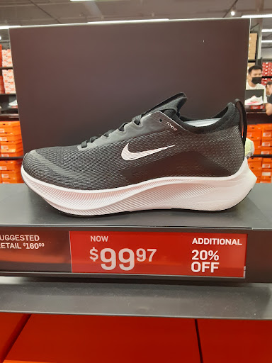 Sporting Goods Store «Nike Factory Store», reviews and photos, 20 City Blvd W #617, Orange, CA 92868, USA