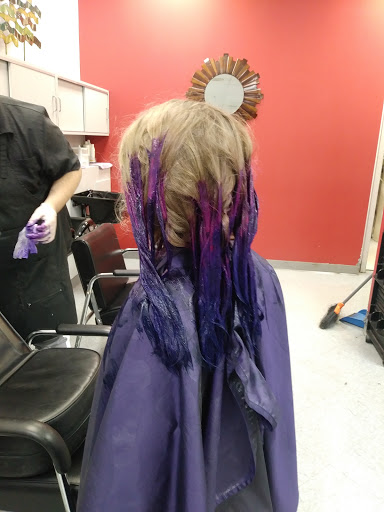 Hair Salon «Cost Cutters», reviews and photos, 1131 Tolland Turnpike l, Manchester, CT 06042, USA
