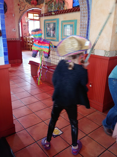 Mexican Restaurant «Margaritas Mexican Restaurant», reviews and photos, 18 Centerra Pkwy, Lebanon, NH 03766, USA