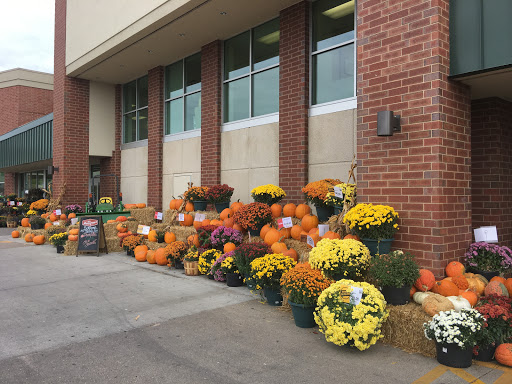 Supermarket «Hy-Vee», reviews and photos, 901 S 4th St, Clinton, IA 52732, USA