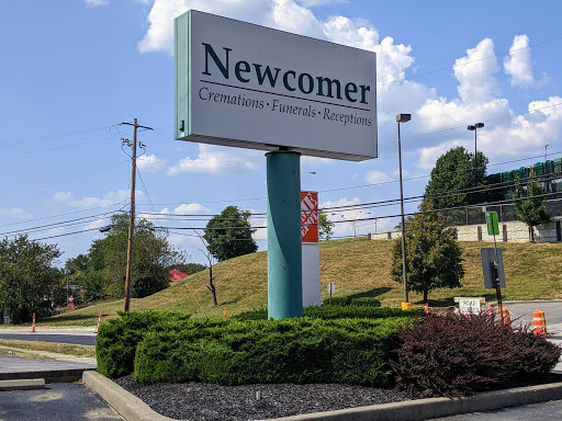 Funeral Home «Newcomer Funeral Home, West Side Chapel», reviews and photos, 3300 Parkcrest Ln, Cincinnati, OH 45211, USA