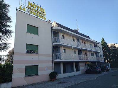 Hotel Residence La Fontana Via Padre Masciadri, 1, 22066 Mariano Comense CO, Italia