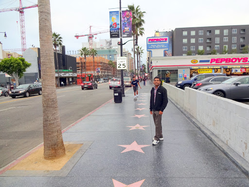 Auto Parts Store «Pep Boys Auto Parts & Service», reviews and photos, 6125 Hollywood Blvd, Hollywood, CA 90028, USA