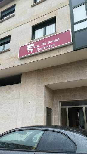 Clínica Dental Dra. De Sousa Dentistas en Moraña, Pontevedra