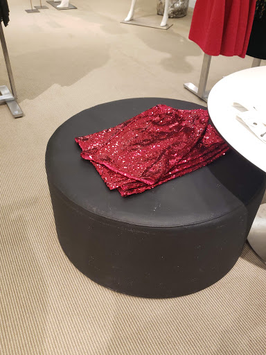 Department Store «Saks Fifth Avenue», reviews and photos, 1350 Polaris Pkwy, Columbus, OH 43240, USA