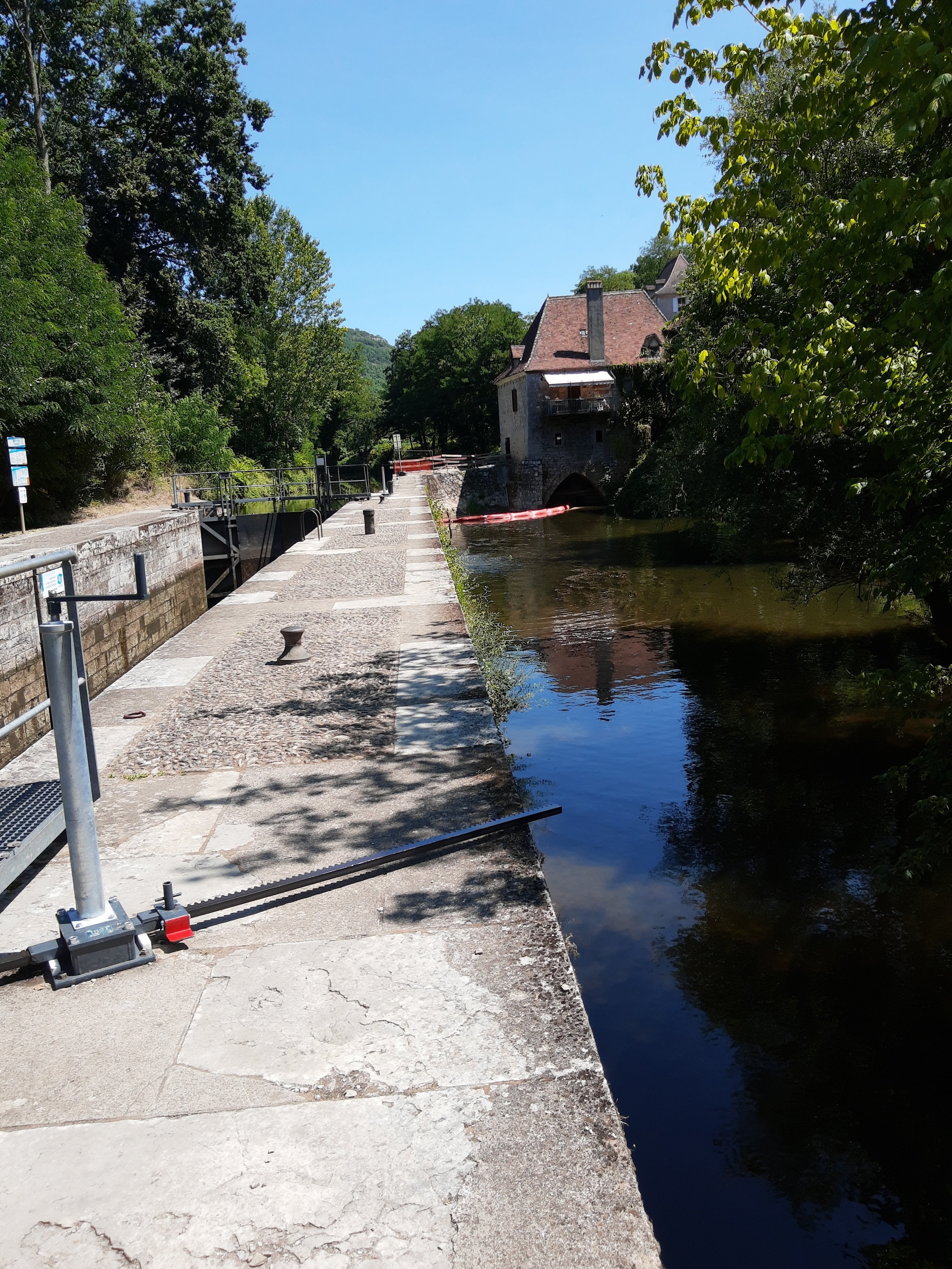 Photo n° 1 de l'avis de SunMagma.i fait le 01/08/2020 à 19:07