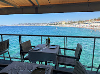 Atmosphère du Restaurant de fruits de mer Les Bains du Castel à Nice - n°3