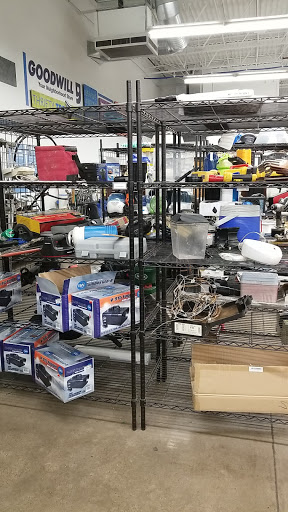 Thrift Store «7th & Bell Goodwill Retail Store & Donation Center», reviews and photos, 17037 N 7th Ave, Phoenix, AZ 85023, USA