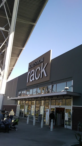 Department Store «Nordstrom Rack Burbank Empire Center», reviews and photos, 1601 N Victory Pl, Burbank, CA 91502, USA