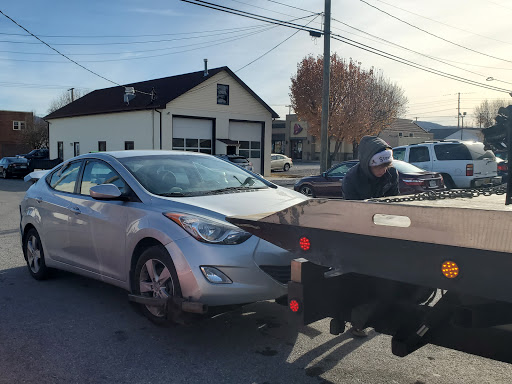 Auto Body Shop «Royal Auto Works Inc», reviews and photos, 706 N Royal Ave, Front Royal, VA 22630, USA