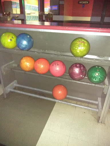 Bowling Alley «AMF Pin Palace Lanes», reviews and photos, 2006 Country Club Ave NW, Huntsville, AL 35816, USA