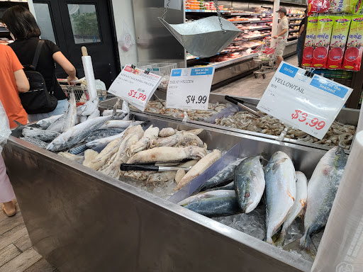 Korean Grocery Store «H Mart», reviews and photos, 34 E Golf Rd, Schaumburg, IL 60173, USA